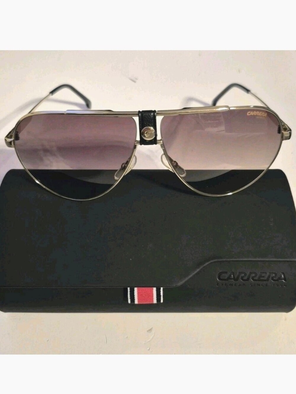 Carrera Black Gold Frame Sunglasses with Gradient Lenses - Avaitor Sundlasses